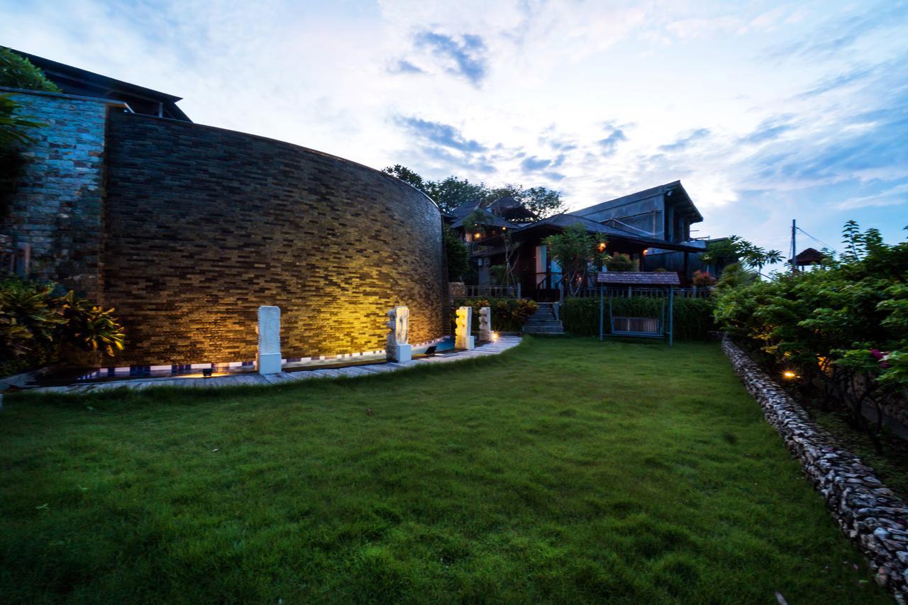 Jenggala Hill Hotel Nusa Lembongan Eksteriør billede